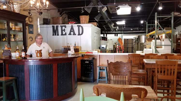 Incircle Architecture Bee Town Mead and Cider Tasting Room